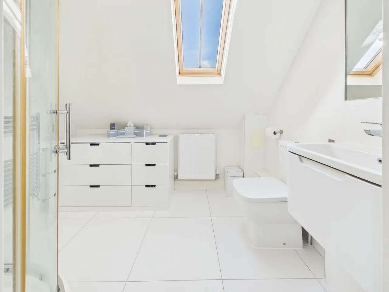 Moat Lane, Towcester, NN12, photo 16