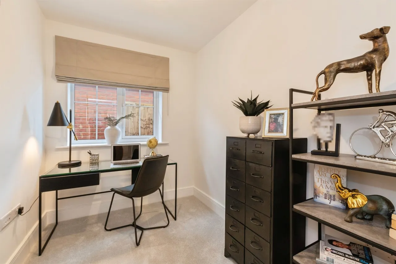 Ringwood Road, Alderholt, Fordingbridge, photo 8
