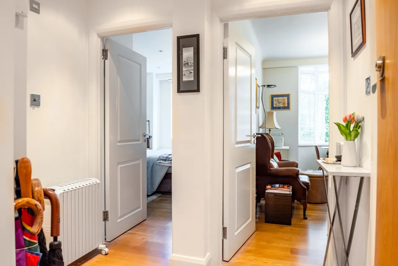 57 Grove End Gardens, Grove End Road, London, photo 9