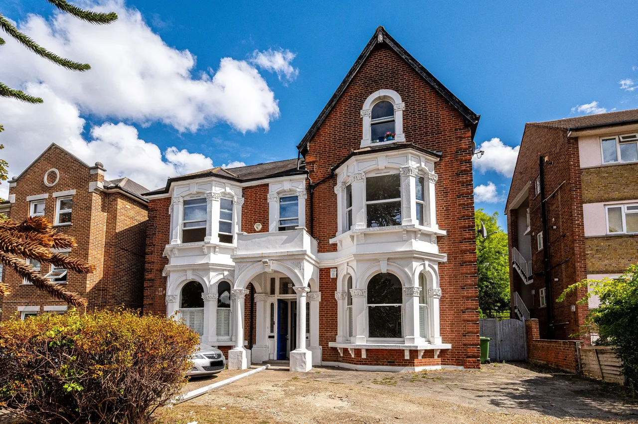 Flat 3, 111 Burnt Ash Hill, London, photo 6