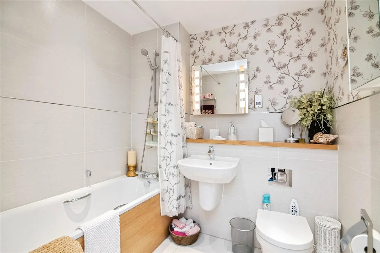 Woodland Drive, Great Alne, B49, photo 16