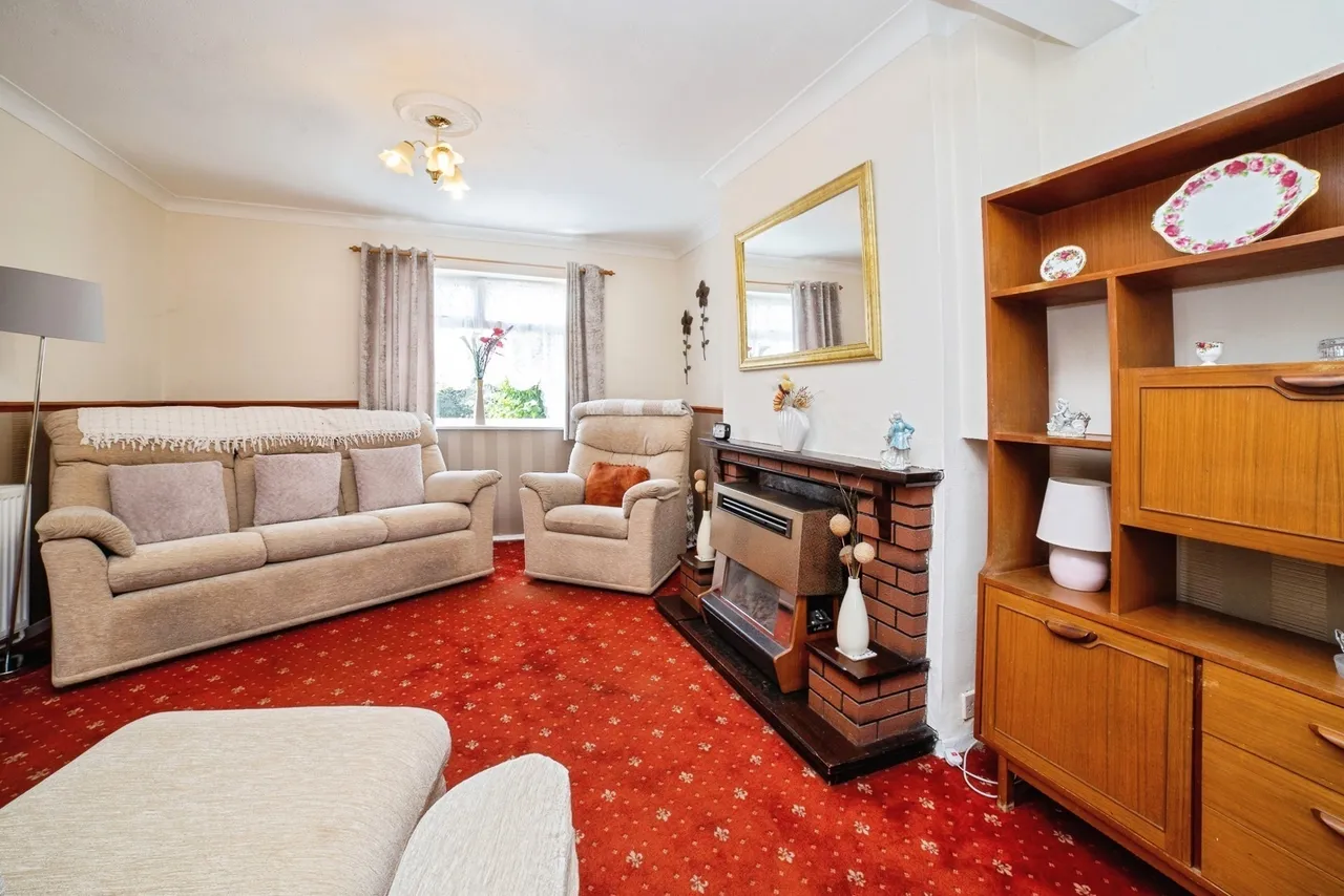 Prior Close, Sutton-in-Ashfield, Nottinghamshire, NG17, photo 5