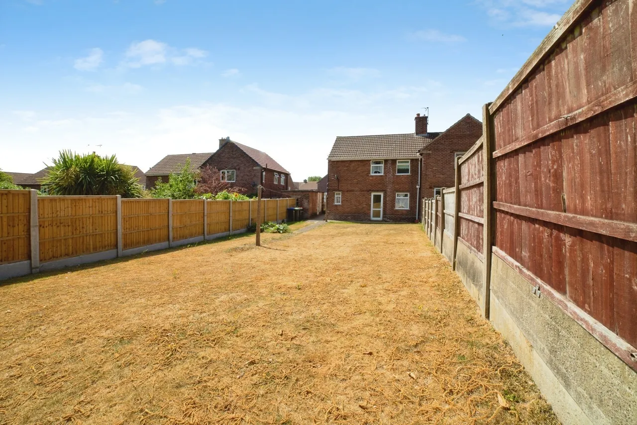 Prior Close, Sutton-in-Ashfield, Nottinghamshire, NG17, photo 17