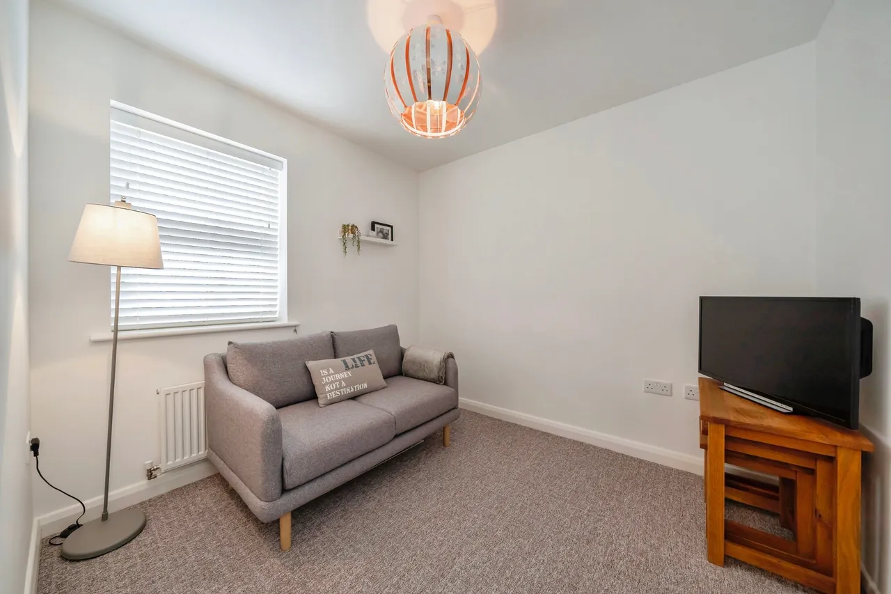 Stalbridge Drive, Sandymoor, WA7, photo 18
