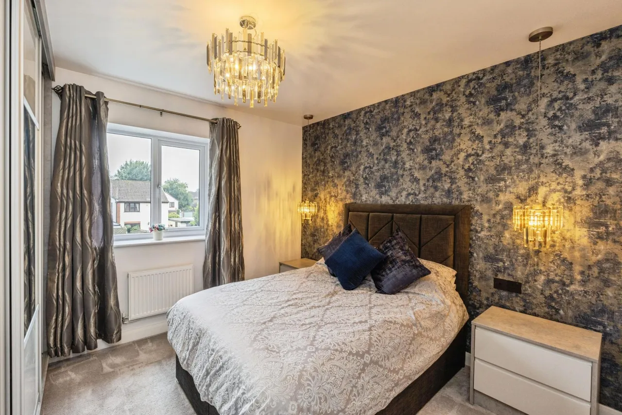 Lillie Bank Close, Bolton, BL5, photo 13