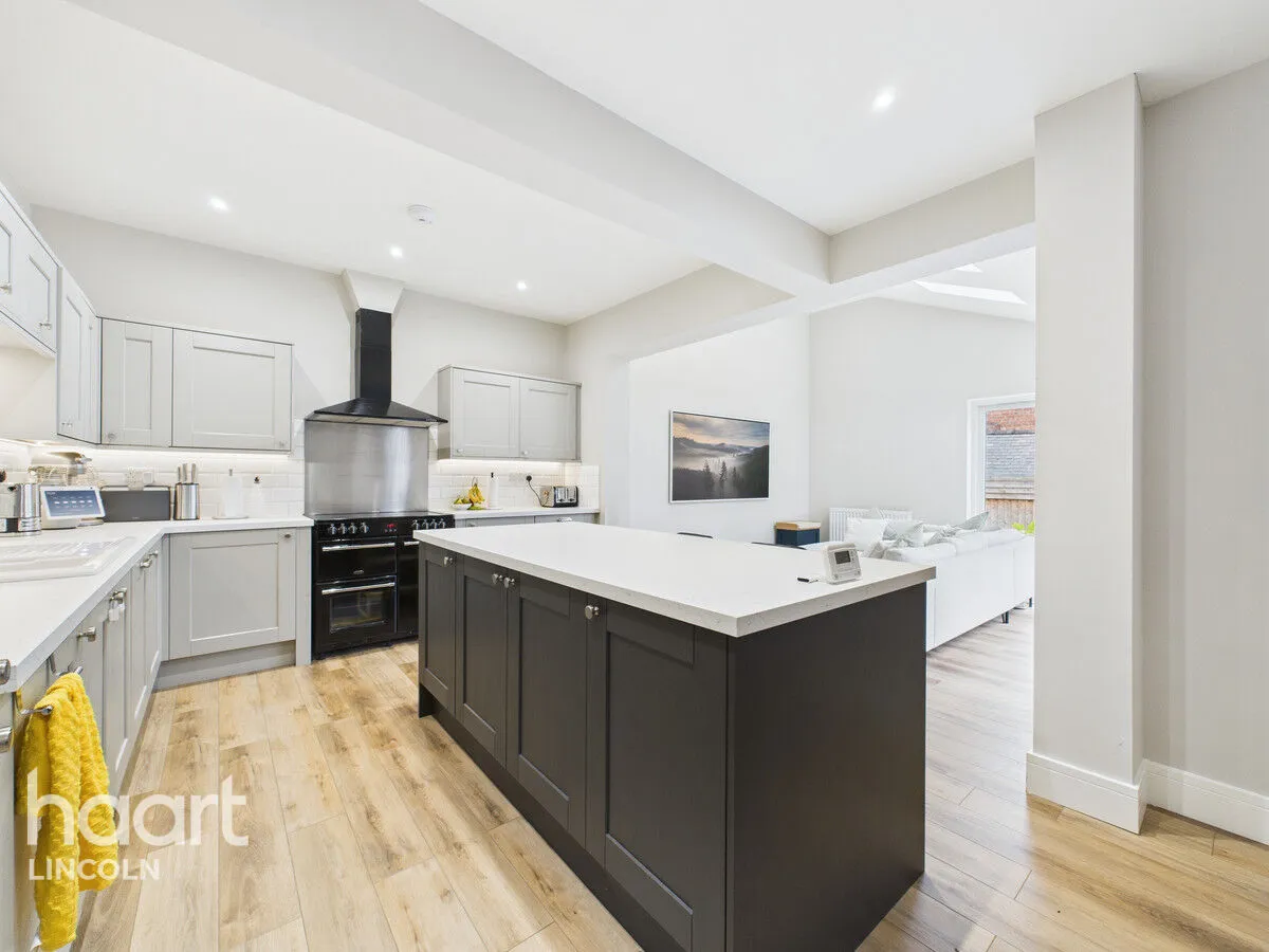 West Parade, Lincoln, LN1, photo 29