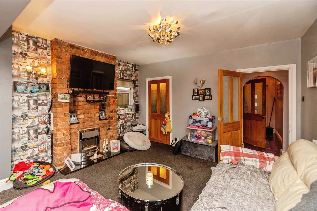 Walsall Road, Norton Canes, Cannock, Staffordshire, WS11, photo 5