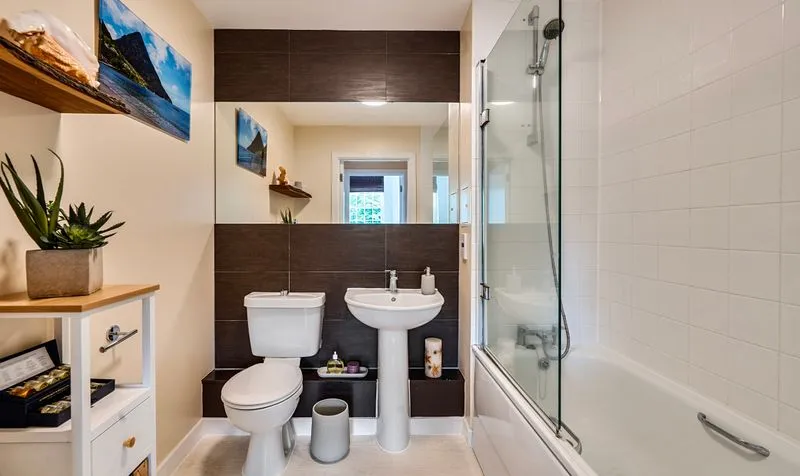 Dillon Close, Epsom, KT19, photo 15