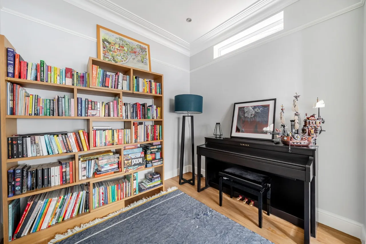 Hamilton Road, Wimbledon, London, SW19, photo 6