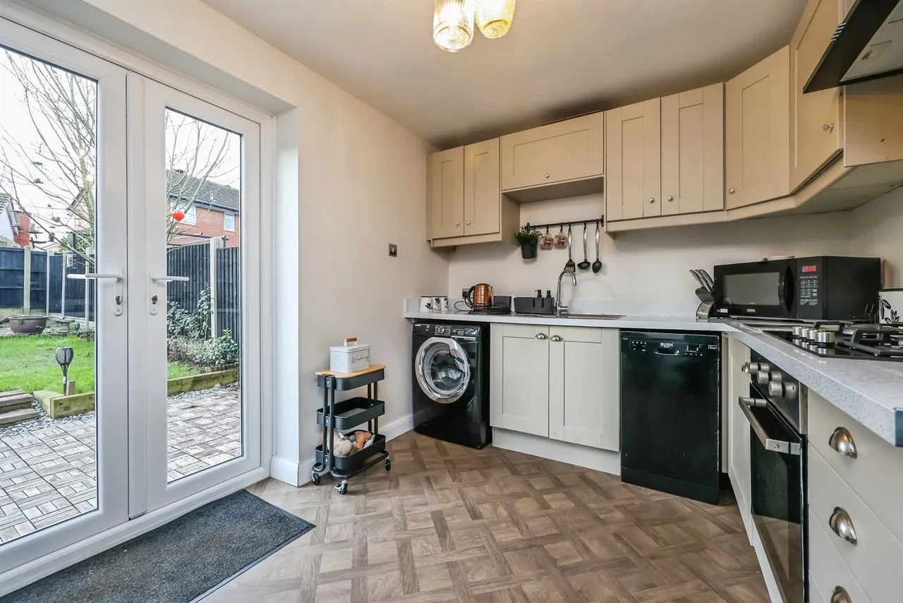 Turner Drive, Giltbrook, NG16, photo 3