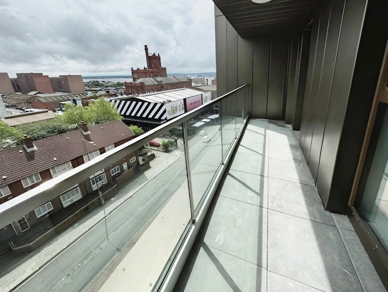 2 bed flat to rent — 35 Greenland Street, Liverpool