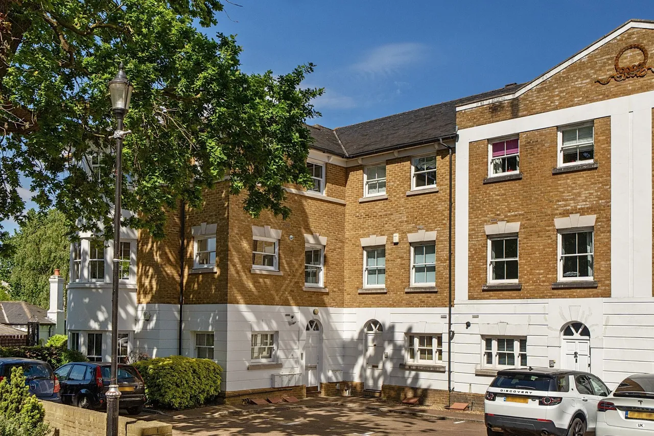 Cedars Close, London, SE13, photo 17