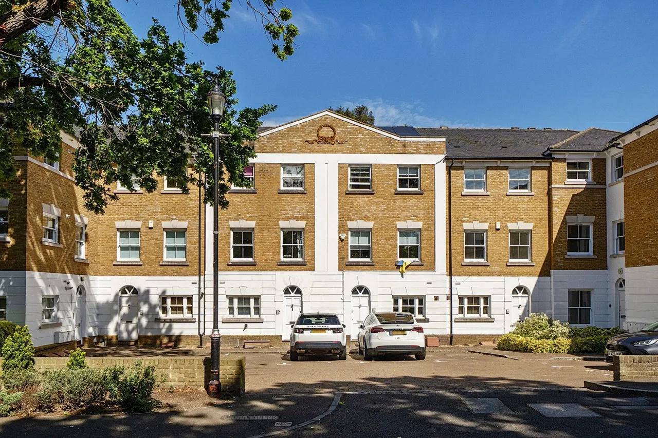 Cedars Close, London, SE13, photo 18