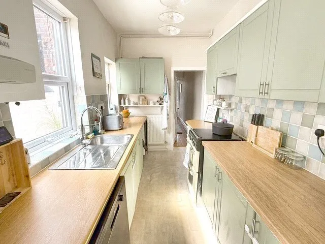 Scot Hay Road, Alsagers Bank, Stoke-on-Trent, Staffordshire, ST7, photo 6