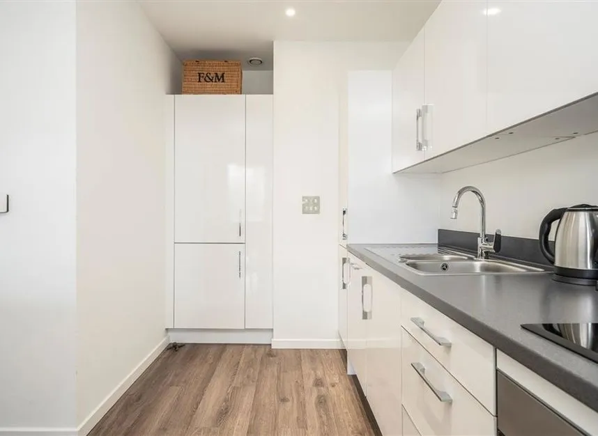 Alie Street, Aldgate East, E1, photo 11