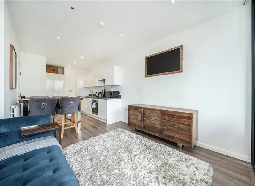Alie Street, Aldgate East, E1, photo 5