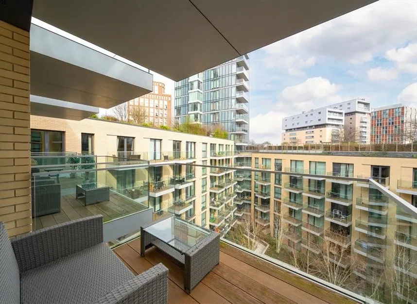 Alie Street, Aldgate East, E1, photo 6