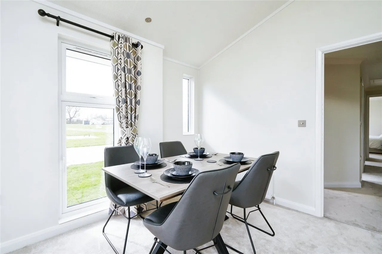 Heathfield, Bletchingdon, Kidlington, Oxfordshire, OX5, photo 6