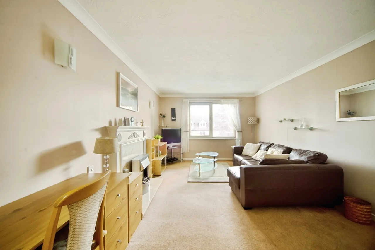 Mayfield Avenue, London, N12, photo 2