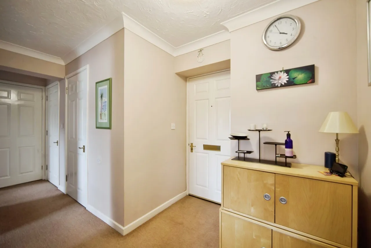 Mayfield Avenue, London, N12, photo 13
