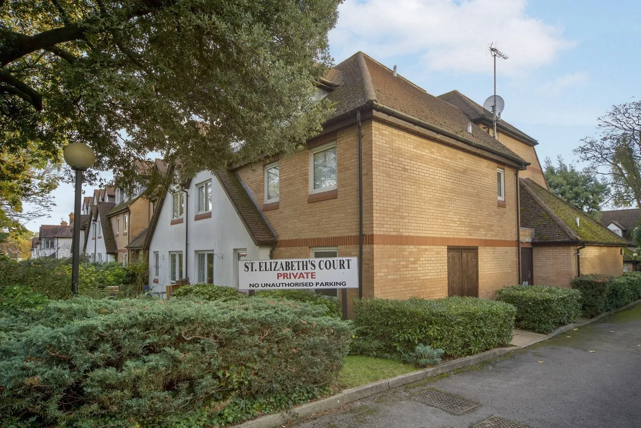 Mayfield Avenue, London, N12, photo 16