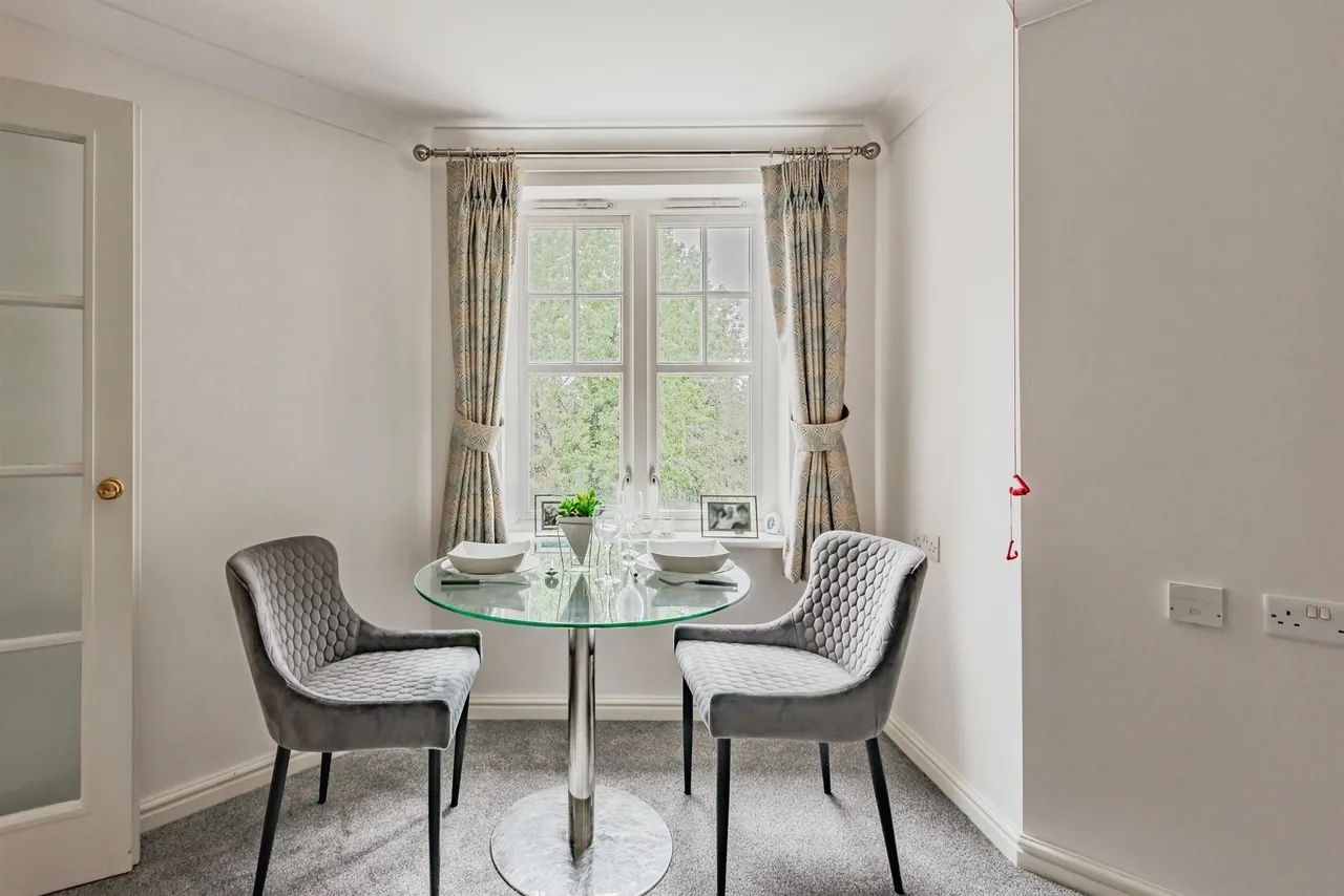 Massetts Road, Horley, RH6, photo 6