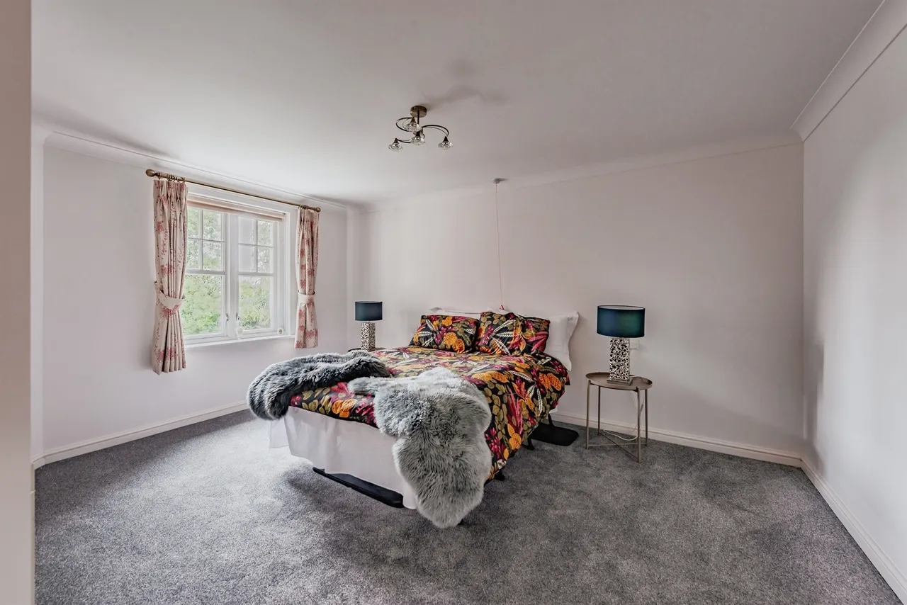 Massetts Road, Horley, RH6, photo 7