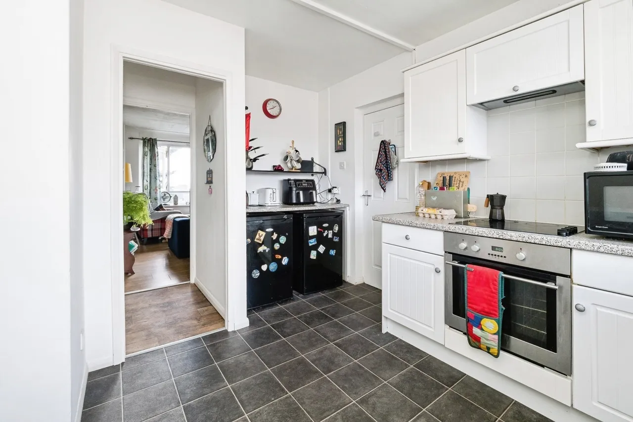 Victoria Court, Victoria Road, Romford, RM1, photo 12