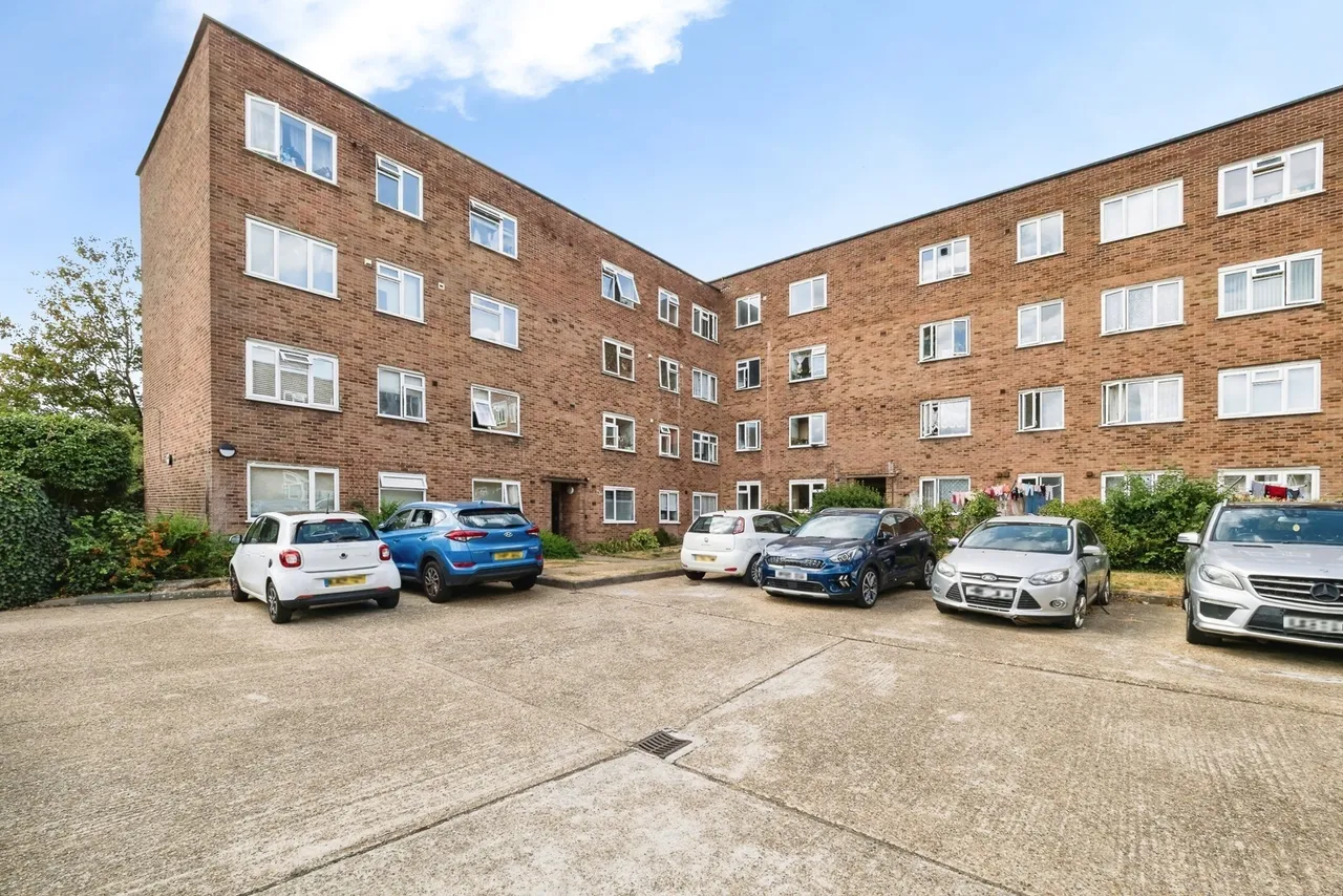 Victoria Court, Victoria Road, Romford, RM1, photo 15