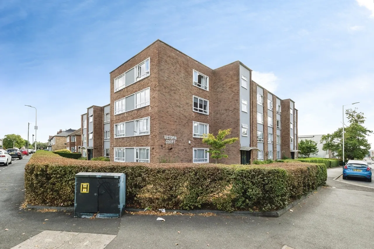 Victoria Court, Victoria Road, Romford, RM1, photo 6