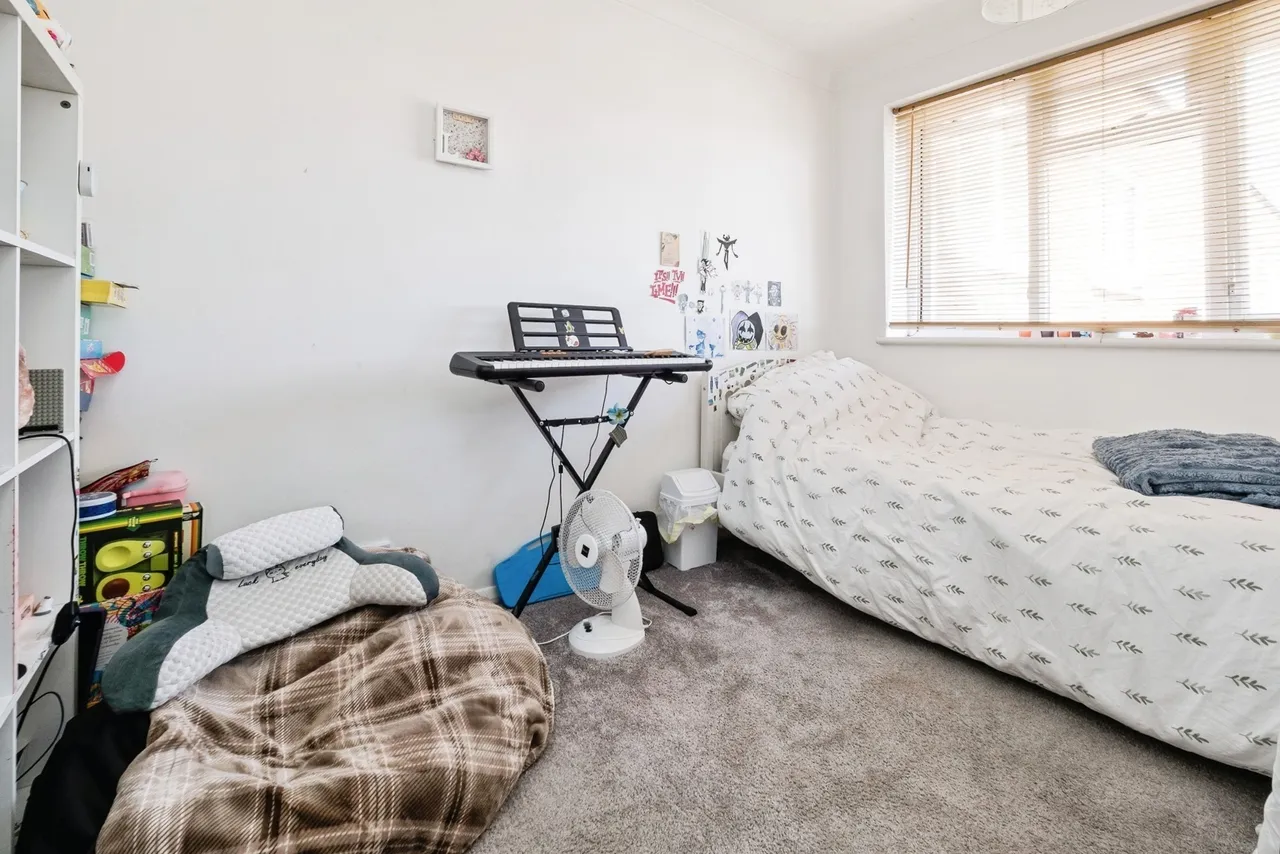 Victoria Court, Victoria Road, Romford, RM1, photo 9