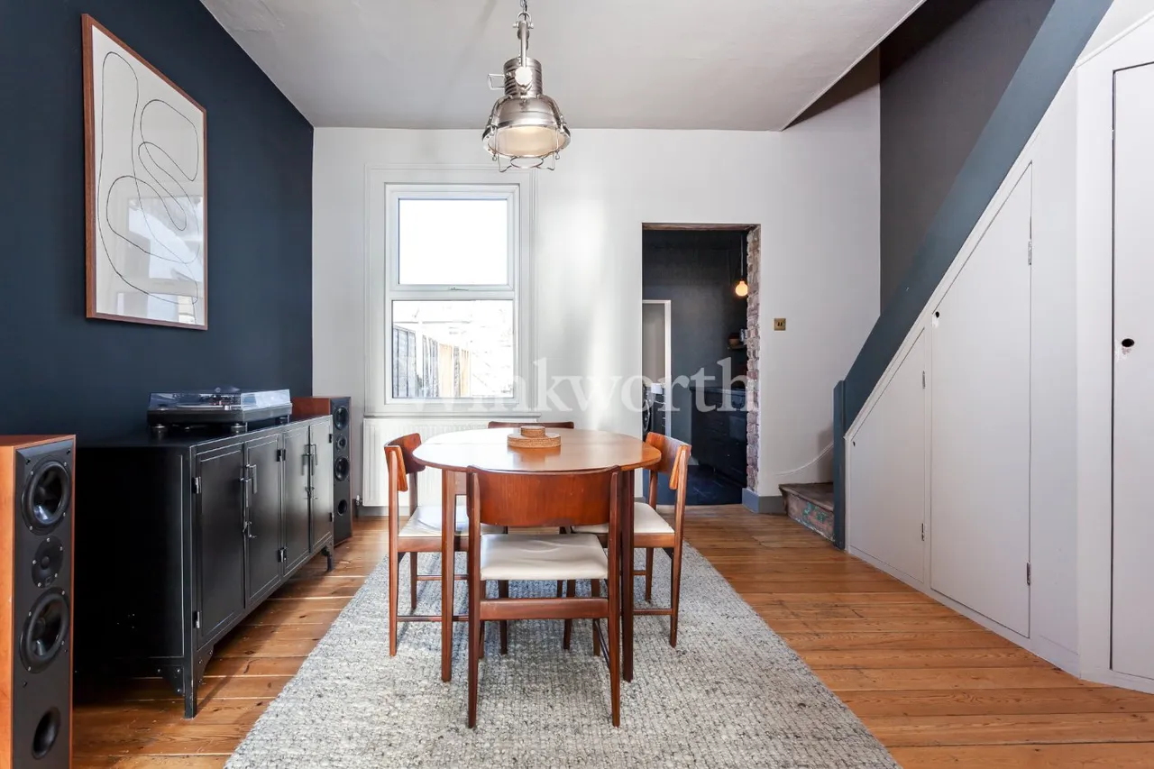 Rosebery Avenue, London, N17, photo 5