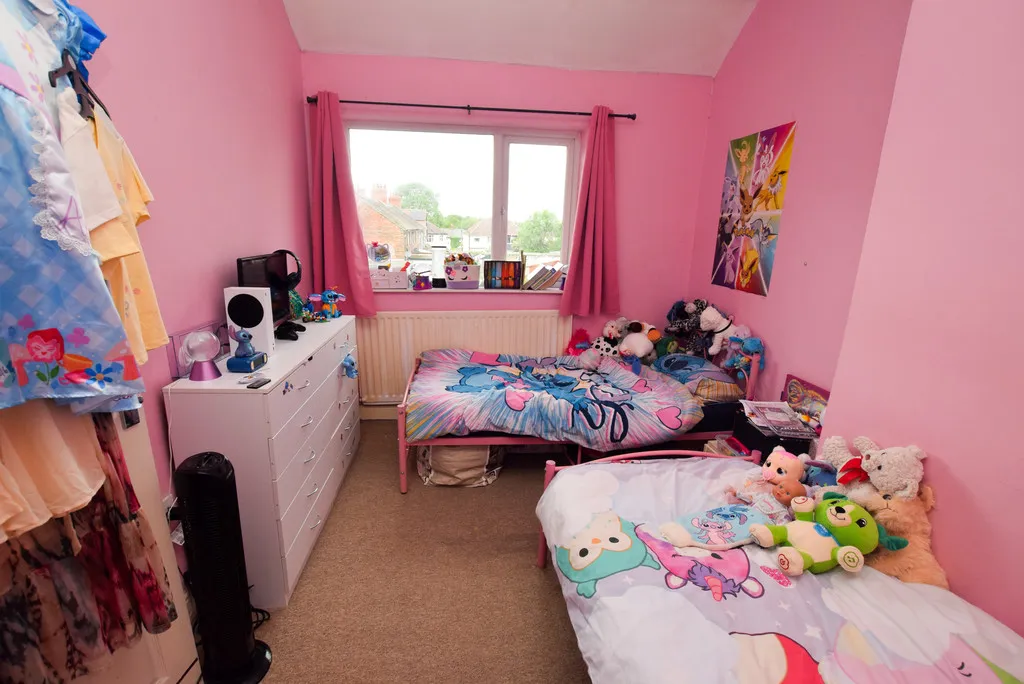 Crescent Road, Hadley, TF1, photo 9