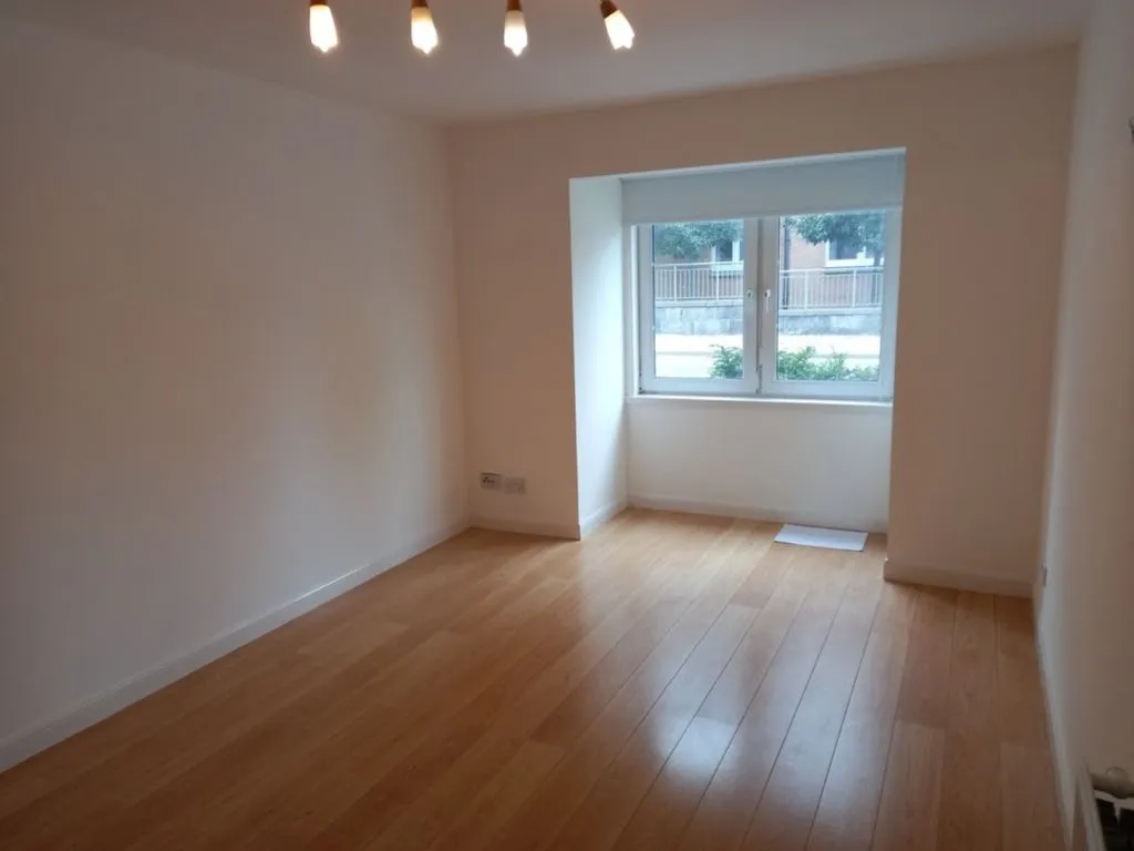 2 bed flat for sale, Constitution Street, Aberdeen, AB24
