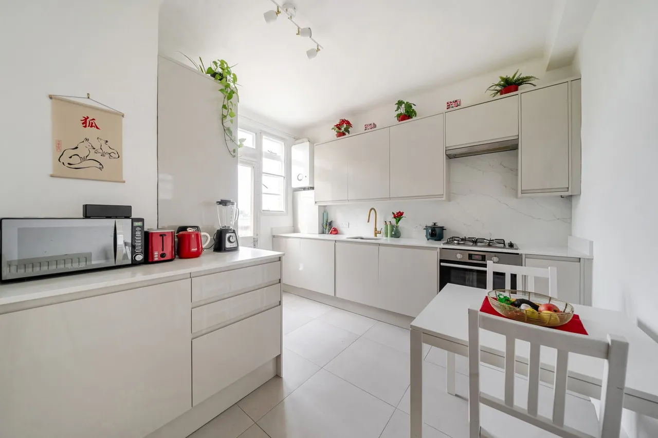 Blackheath Village, SE3, photo 4