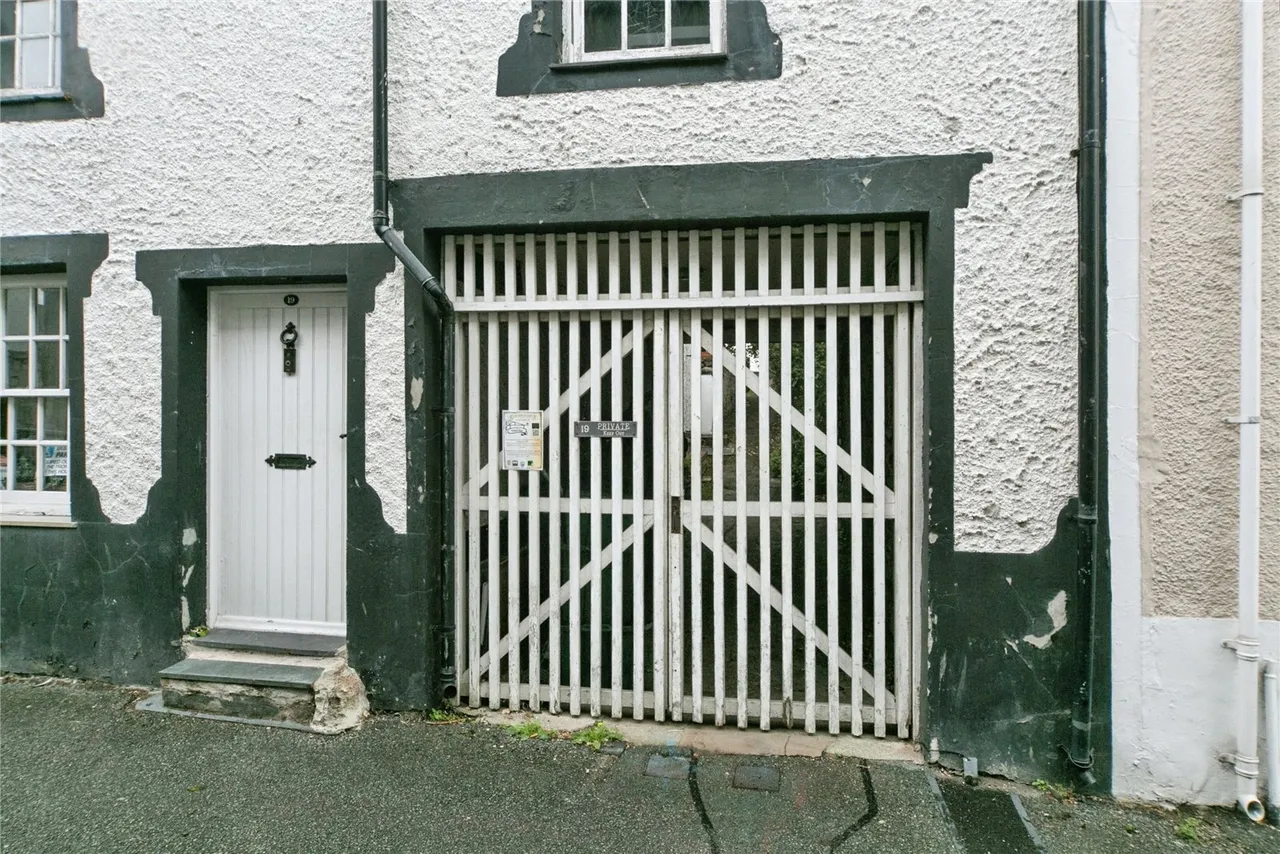 Chapel Street, Conwy, LL32, photo 21