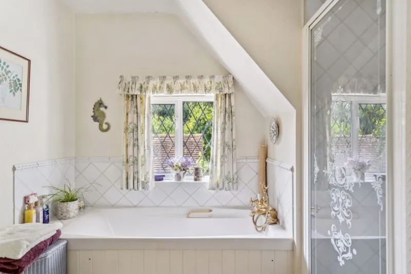 Blind Lane, Bourne End SL8 5LF, photo 12
