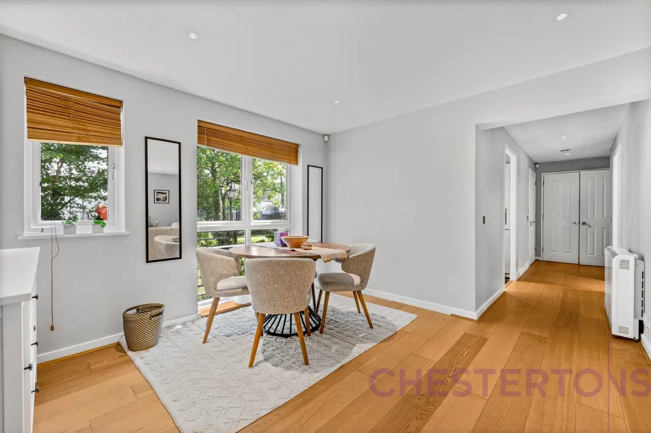 3 bed flat to rent, Riverside Court, Blackheath, SE3