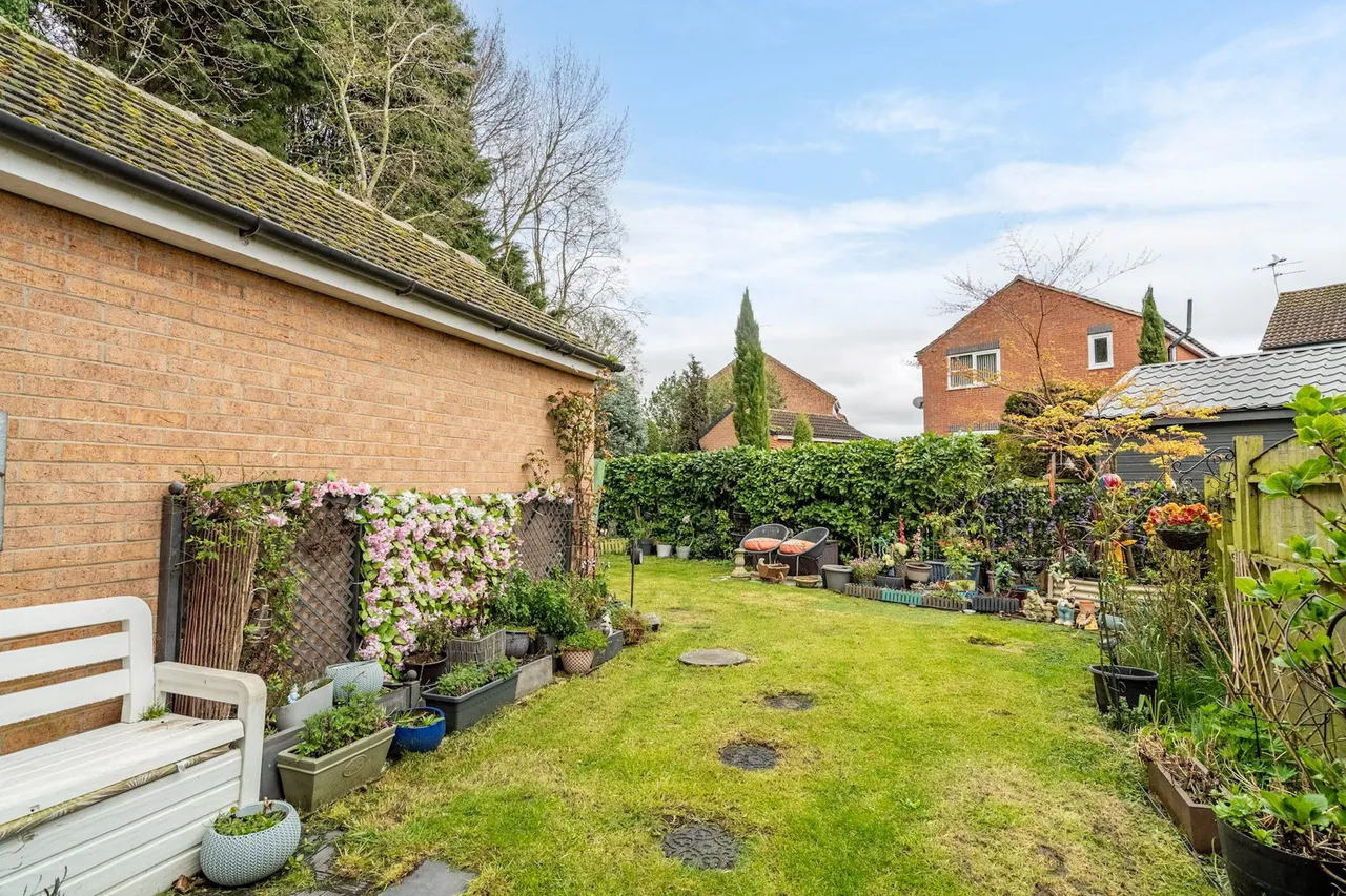 Holmefield Close, Brayton, YO8 9LR, photo 10