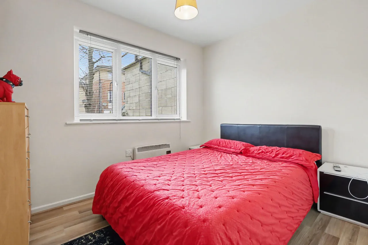 Hudson Way, London, N9, photo 6