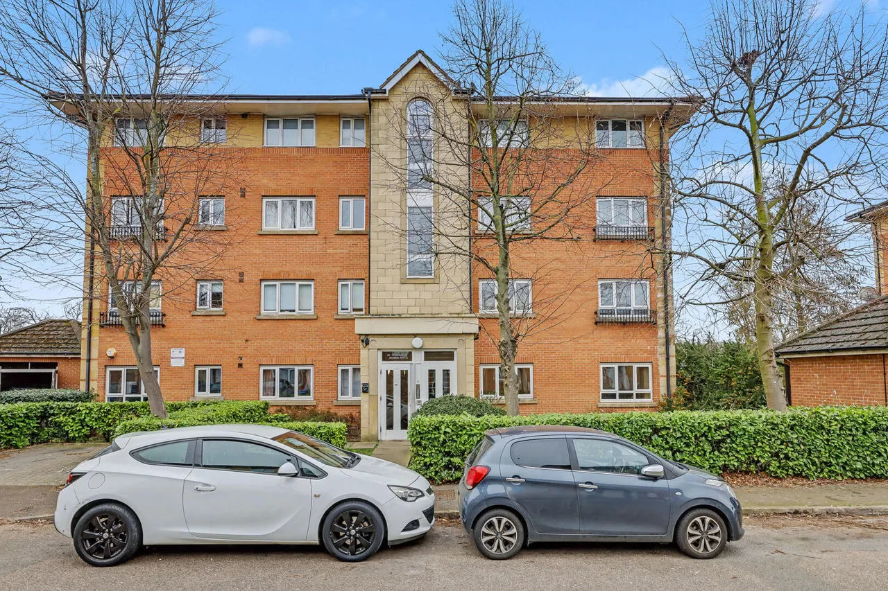 Hudson Way, London, N9, photo 12