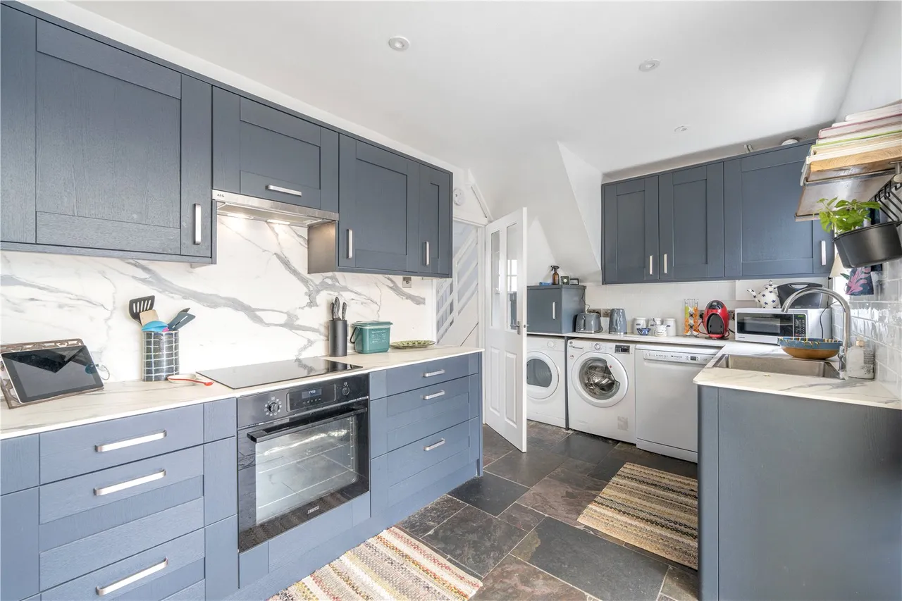 Fulwell Park Avenue, Twickenham, TW2 5HB, photo 4