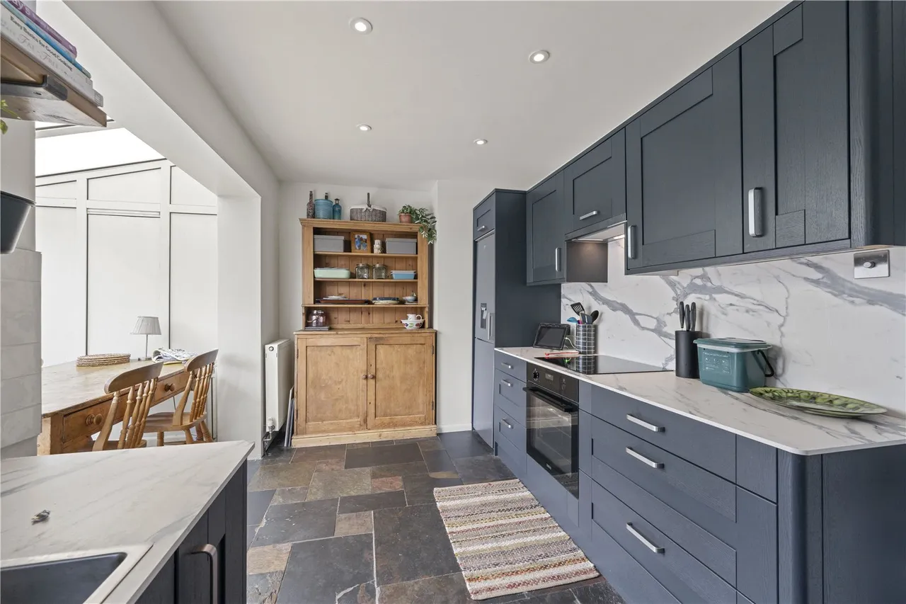 Fulwell Park Avenue, Twickenham, TW2 5HB, photo 6