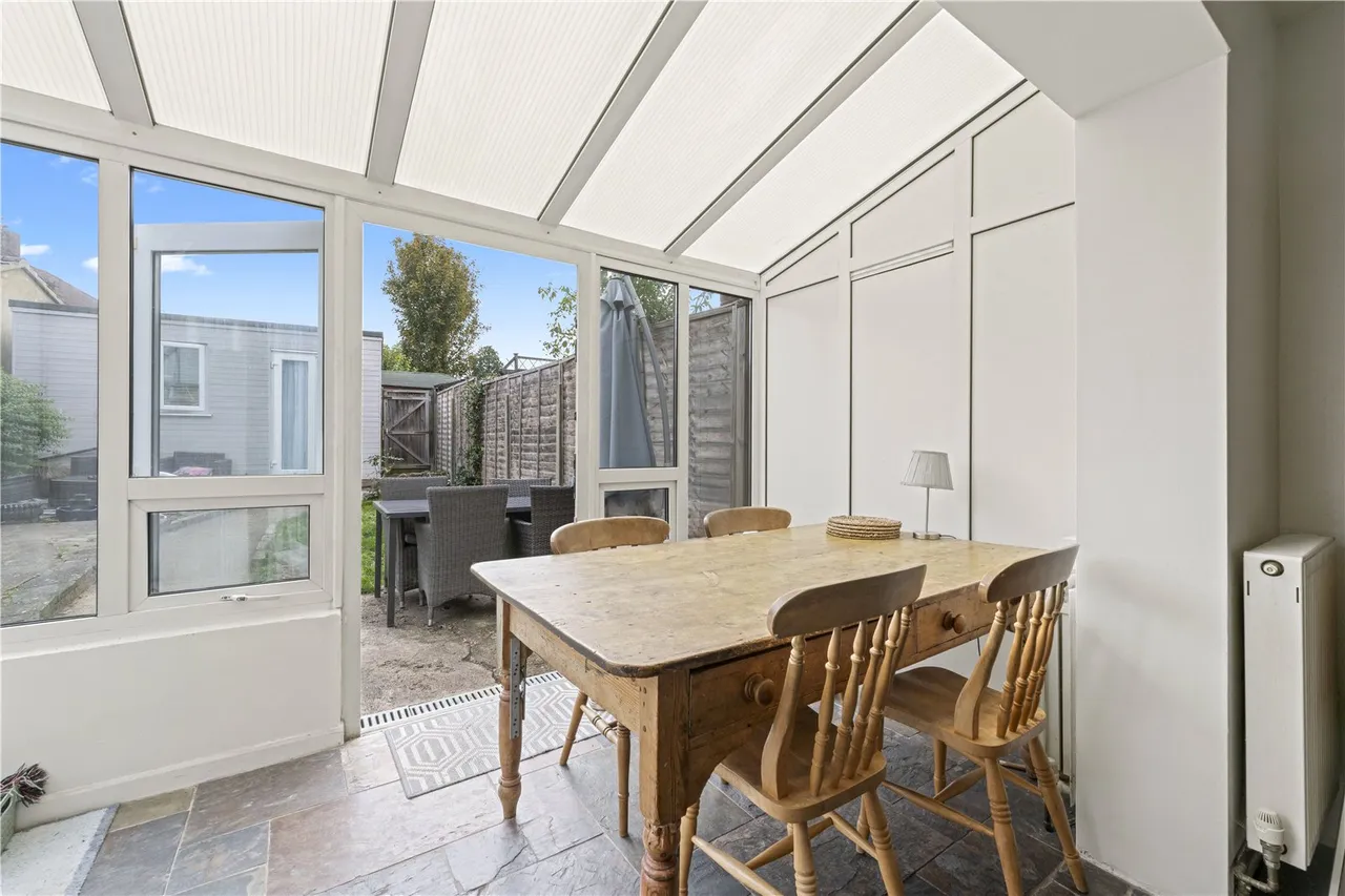 Fulwell Park Avenue, Twickenham, TW2 5HB, photo 7