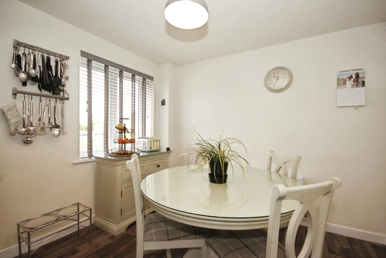 Hall Green Drive, Coventry, photo 6