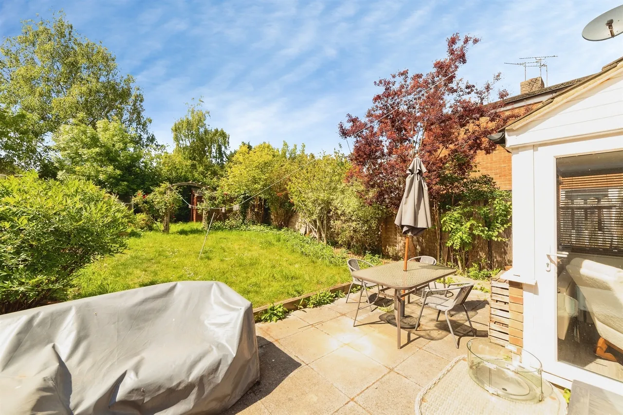 Cloverfield, Welwyn Garden City, photo 11