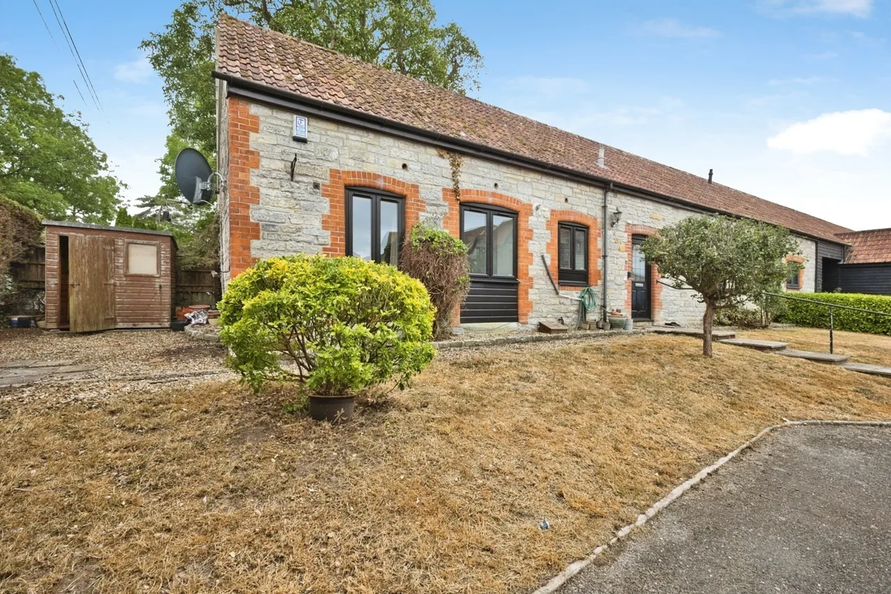 Templars Court, Long Load, TA10, photo 7