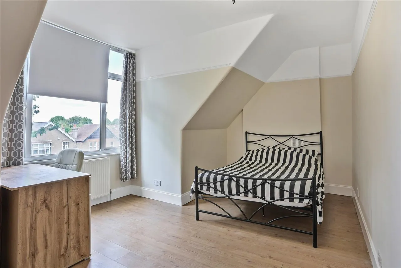 Sherwood Park Road, Sutton, SM1 2SG, photo 29