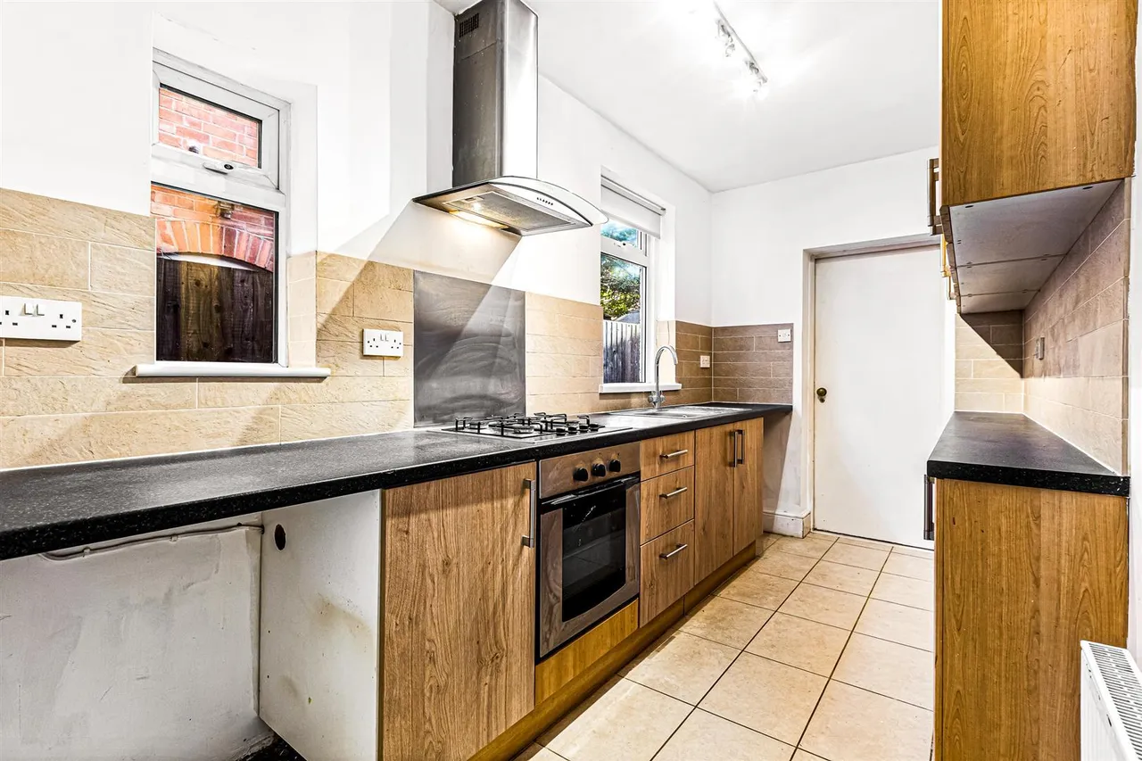 Knighton Fields Road East, Knighton Fields, LE2, photo 10