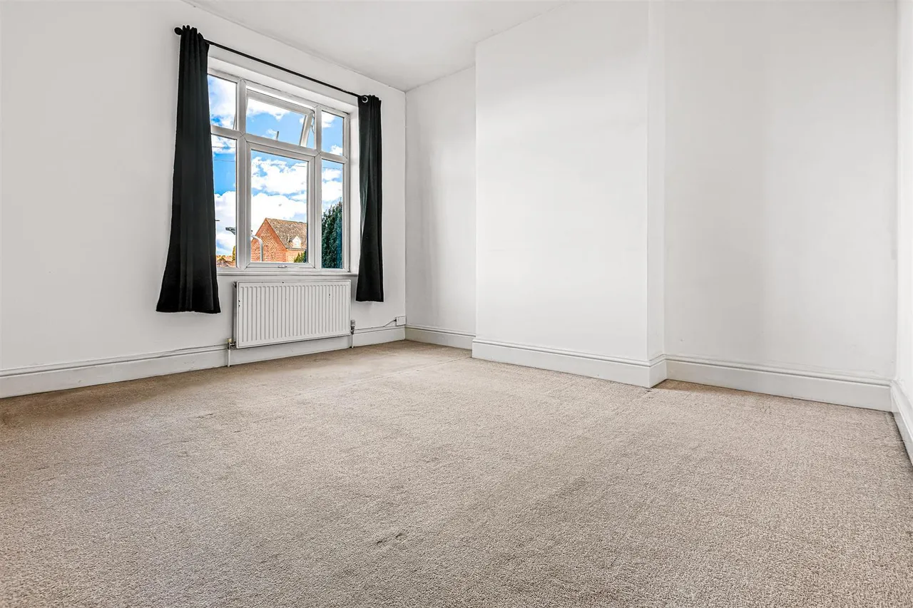 Knighton Fields Road East, Knighton Fields, LE2, photo 13